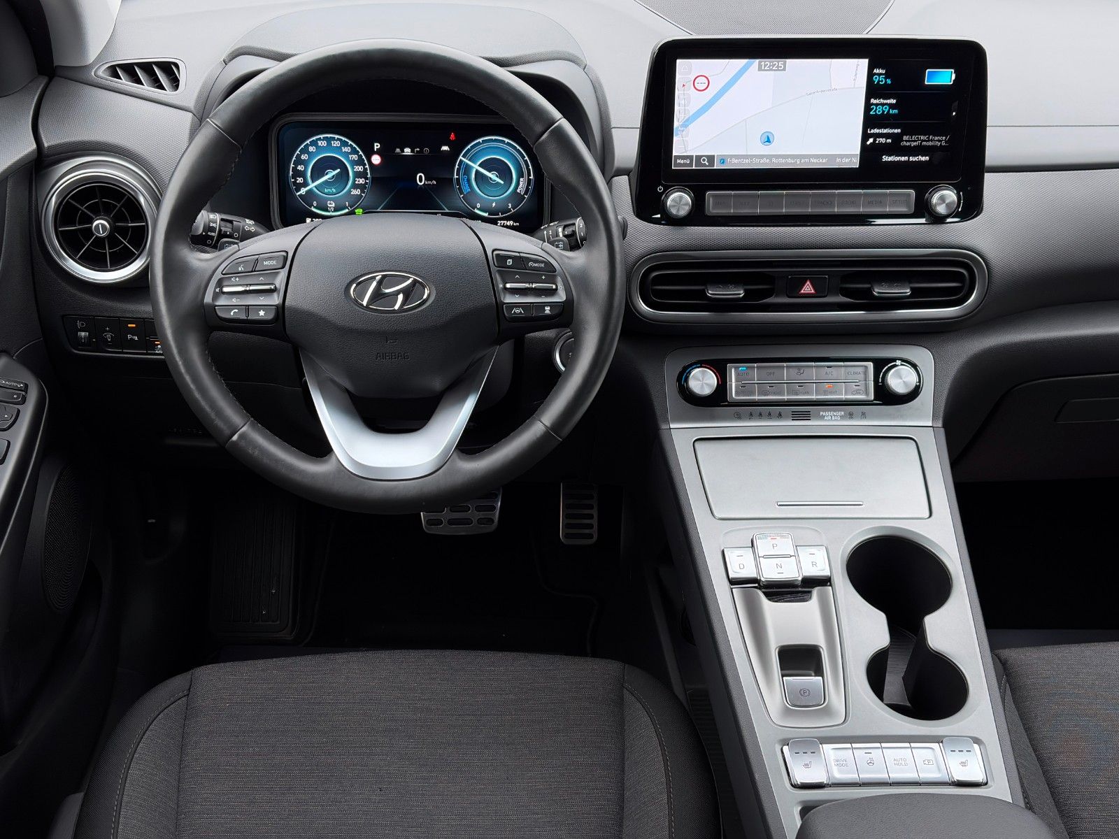 Fahrzeugabbildung Hyundai KONA E Trend ACC LKAS NAV CAM PDC KRELL CarPlay