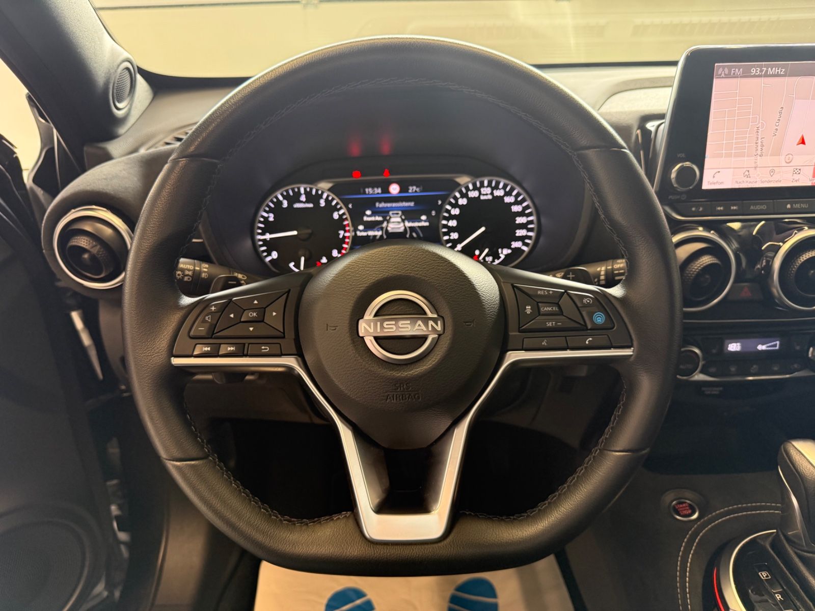 Fahrzeugabbildung Nissan Juke N-Design BOSE 360° Kamera Tech-Paket