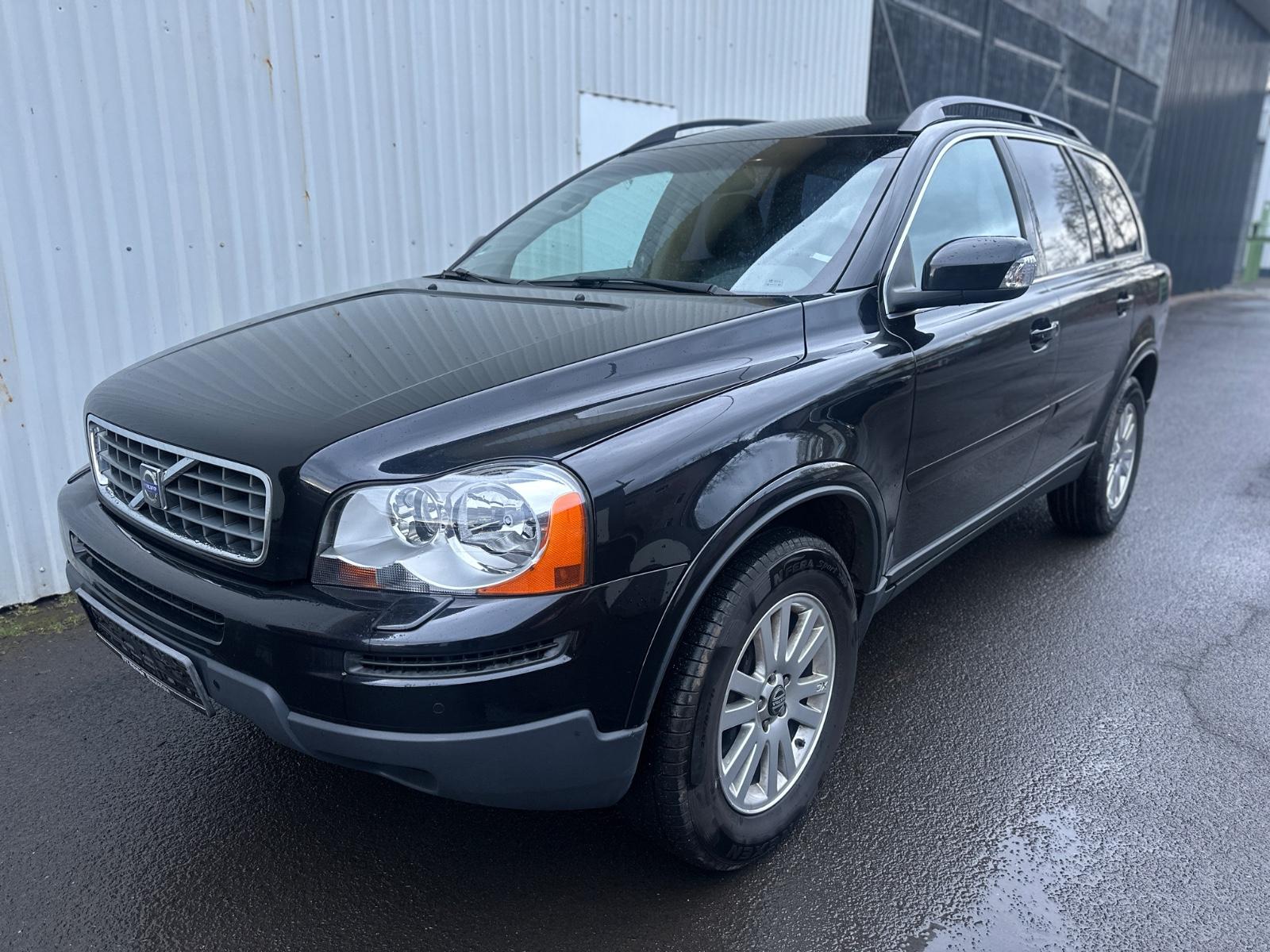 Volvo XC 90 D5 2,4l , Automatik,Leder, AHK
