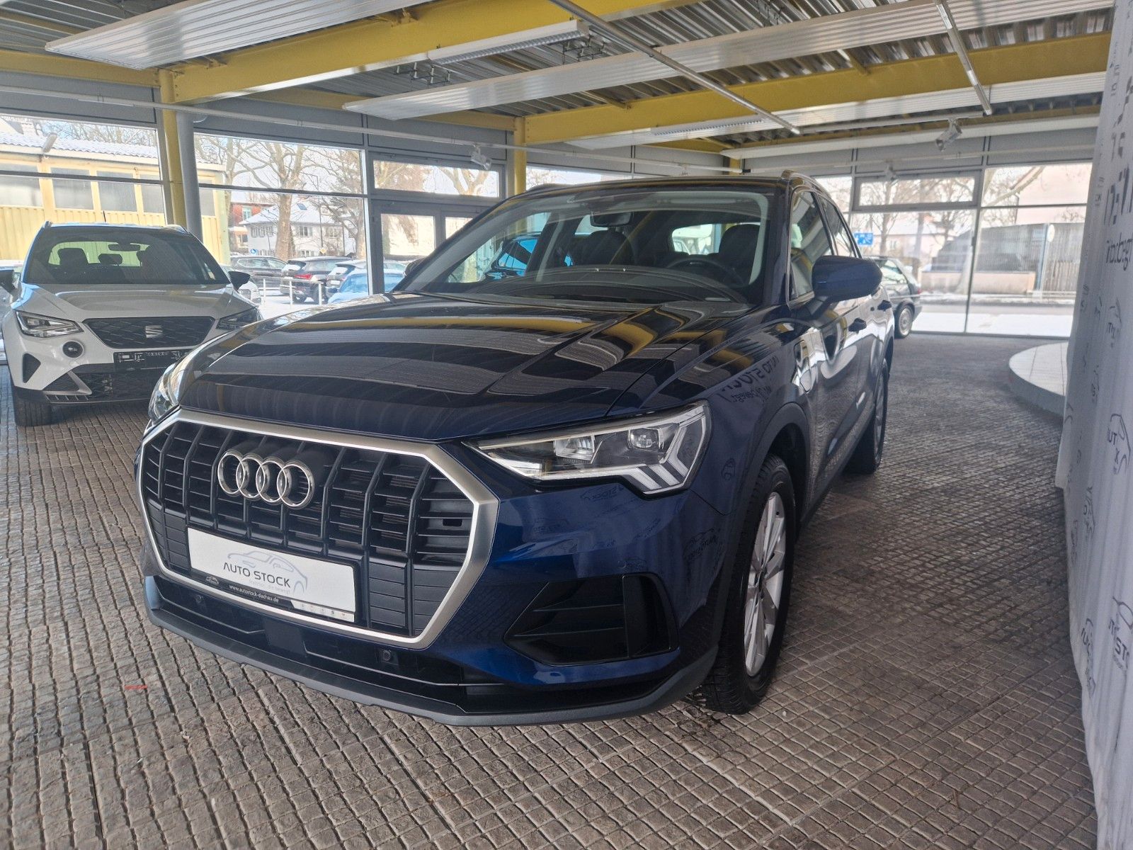 Audi Q3 45 TFSI e-hybrid S tronic PDC LED ACC SH AHK foto 3
