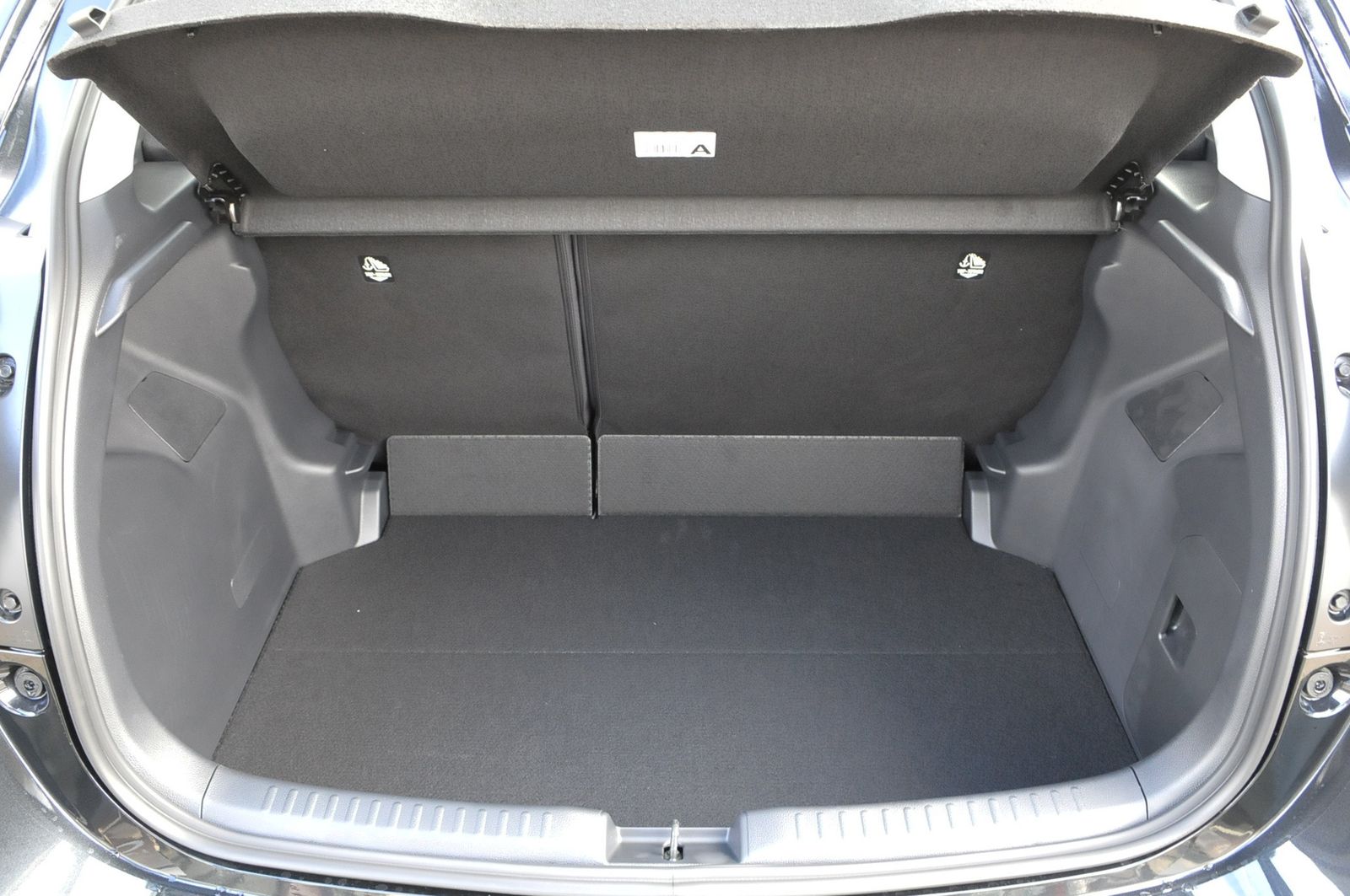 Mazda 2 Hybrid - Bild 24