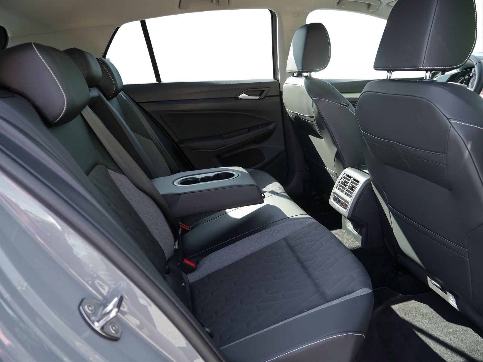 Volkswagen Golf - Bild 16