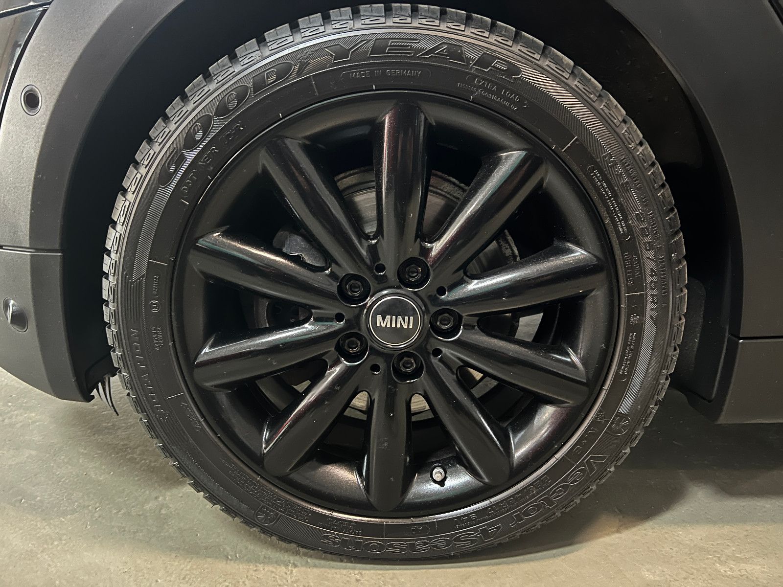 Fahrzeugabbildung MINI Cooper CABRIO AUTOMATIK NAVI LED LEDER CHESTER