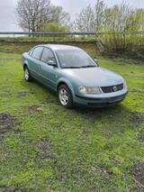 Volkswagen VW Passat 149 737 Km - gebrauchte VW Passat aus dem Jahr 2000