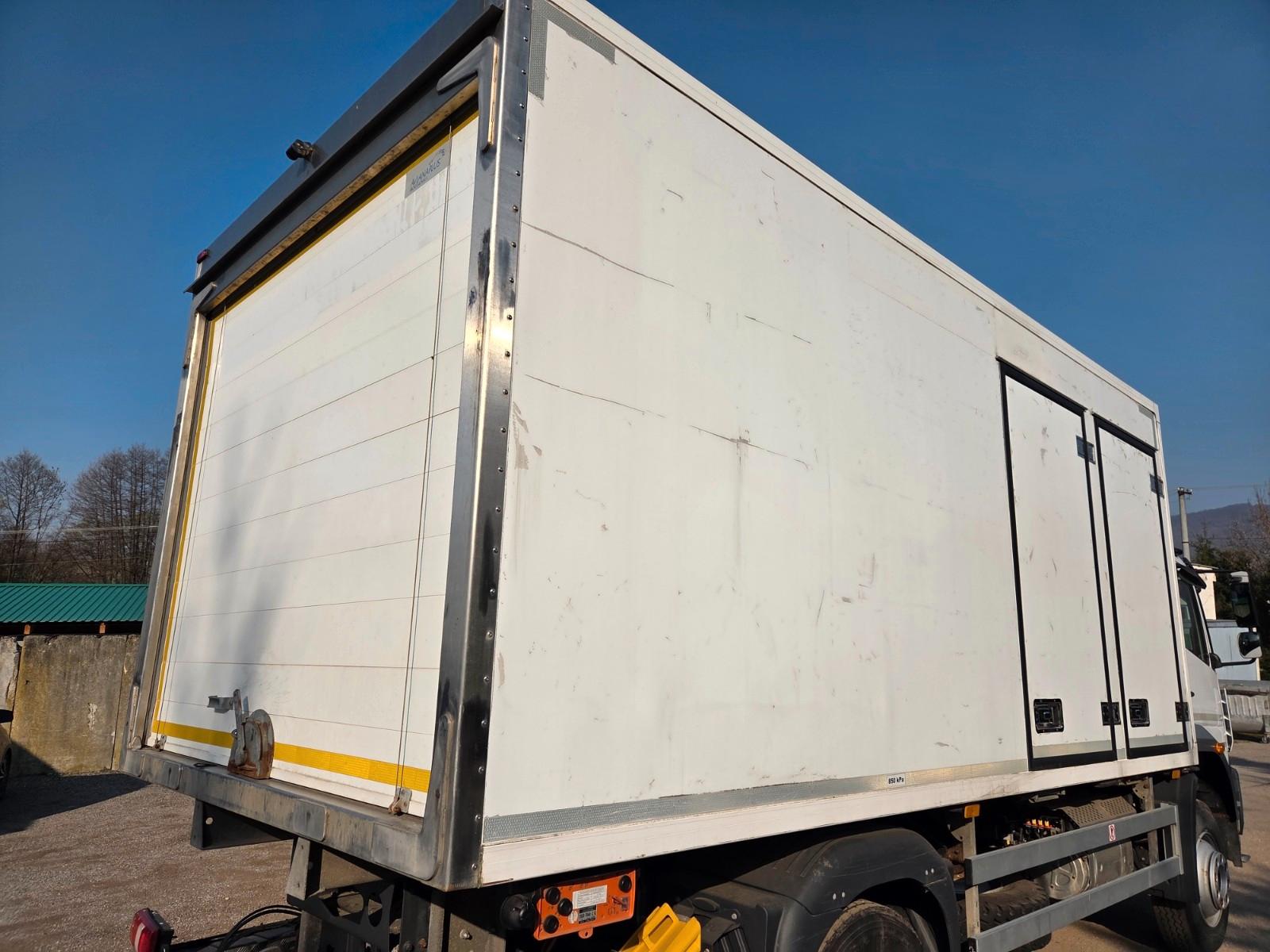 Mercedes-Benz Freezer BOX + Carrier Xarios 600 - 400V