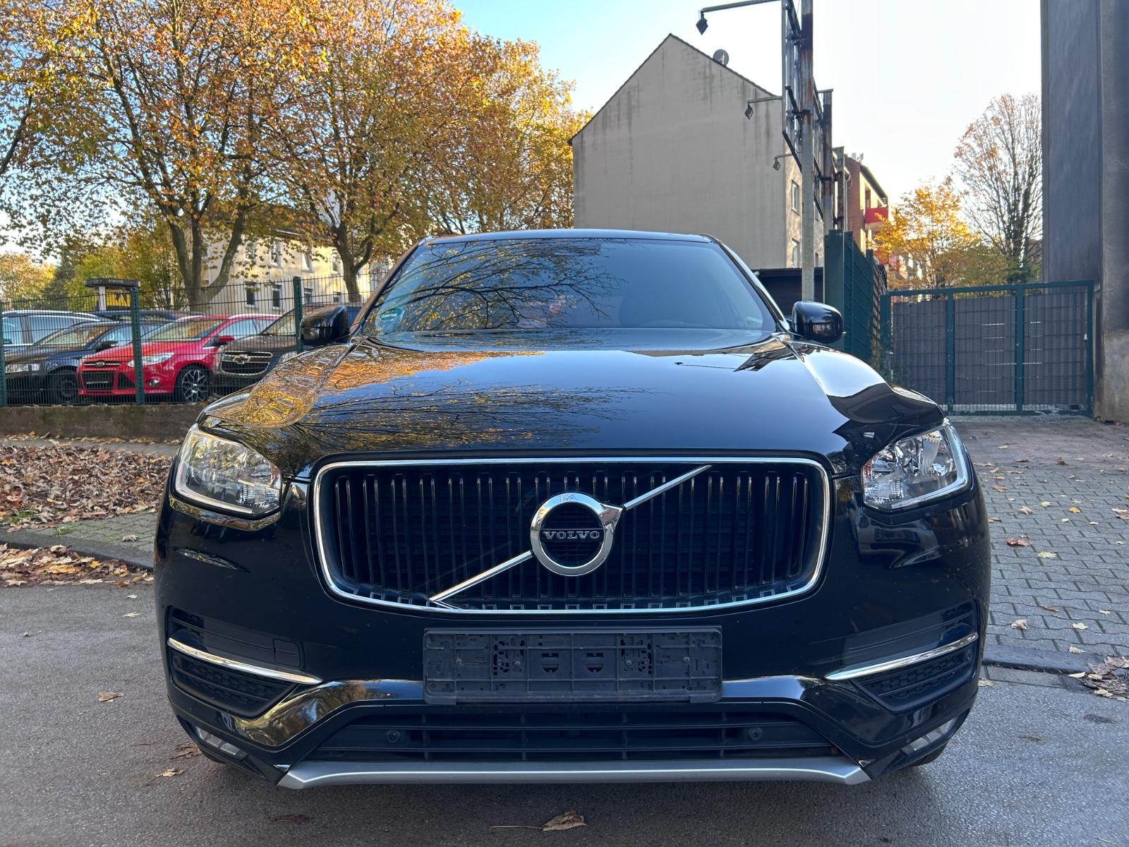 Volvo XC90 Momentum AWD