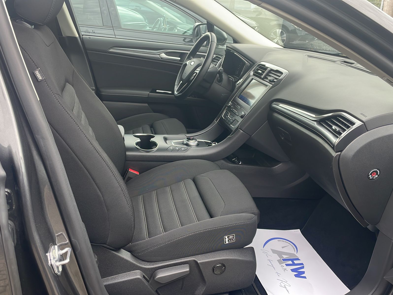 Fahrzeugabbildung Ford Mondeo 2,0 EcoBlue Titanium