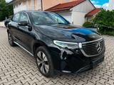 Mercedes-Benz EQC 400 4Matic,Servic,neu 93,2 % SoH,Festpreis!! - schwarze Mercedes-Benz EQC