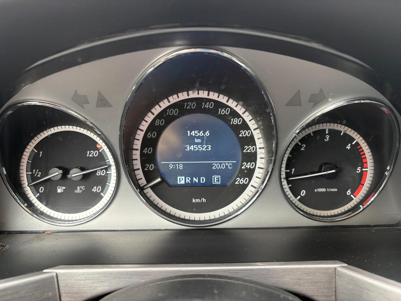 Mercedes-Benz GLK 250 CDI 4MATIC BlueEFFICIENCY*AHK*STHZ*Pano*