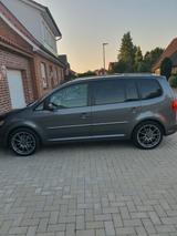 Volkswagen Touran 1.4 TSI 125kW DSG - - gebrauchte VW Touran aus dem Jahr 2013