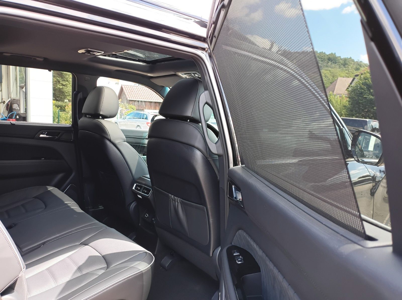 Fahrzeugabbildung KGM REXTON+BLACK+20ZOLL+PANO+360°+KAMERA+LEDER+