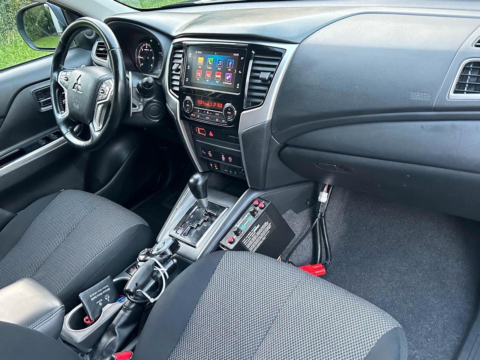 Mitsubishi L200 Intro Edition Doppelkabine 4WD Winterdienst