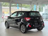 Hyundai i10 FIFA World Cup Edition*KLIMA*SHZ*BT*LED*LKH* - Hyundai i10: Schwarz