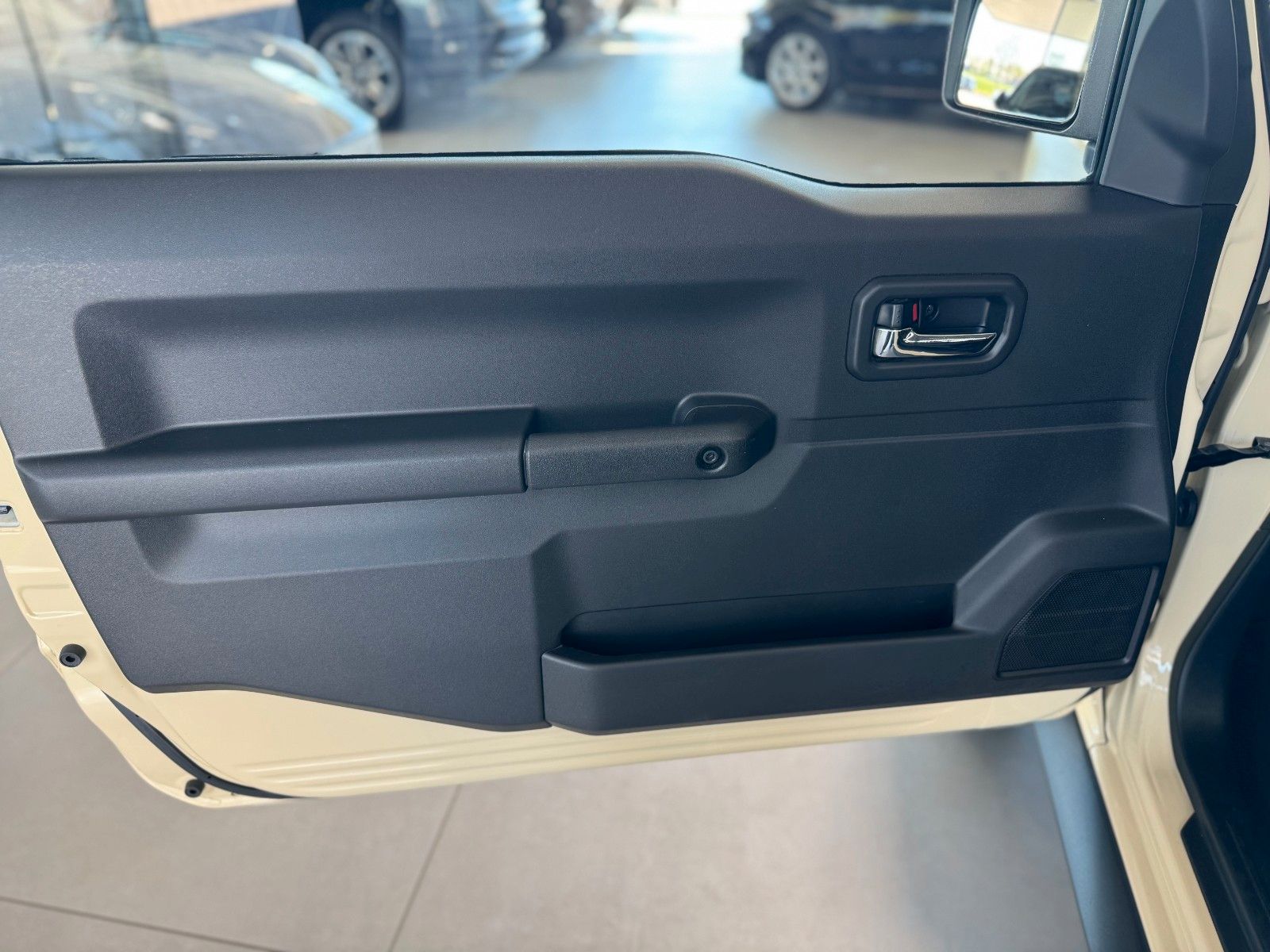 Fahrzeugabbildung Suzuki Jimny 1.5 Comfort AllGrip NFZ Klima Sitzheizung