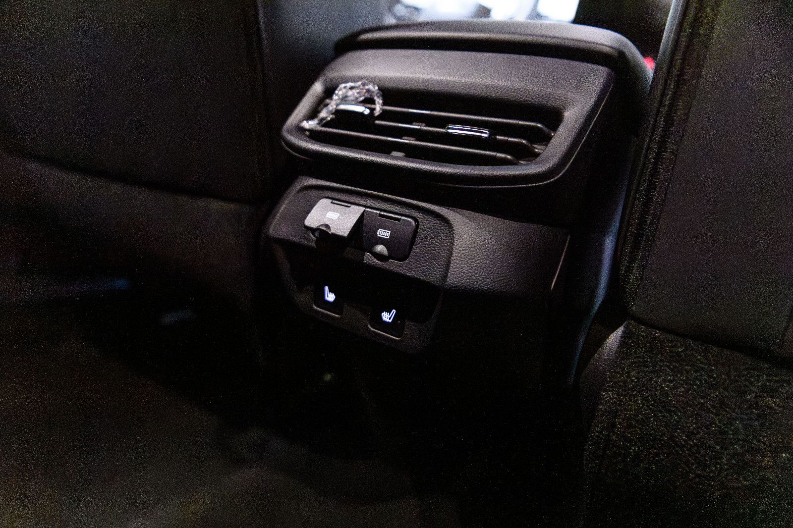 Fahrzeugabbildung GWM HAVAL H6 Luxury Pano +360 KAM *ohne Anzahlung