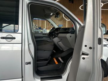 MYAUTOCENTER – Gebraucht- und Jahreswagen mit Werkstattservice in Pfaffenhofen Volkswagen T6.1 *MWST*ACC*LED*AHK*1-HAND*TÜV-1127*