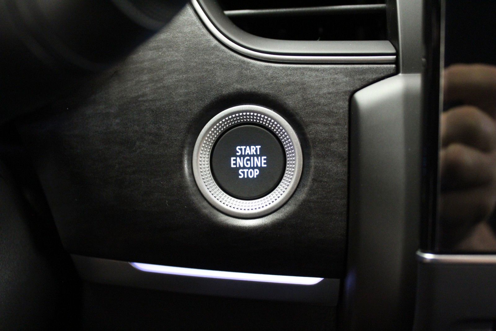 Fahrzeugabbildung Renault Arkana E-TECH Full Hybrid 145 Esprit Alpine