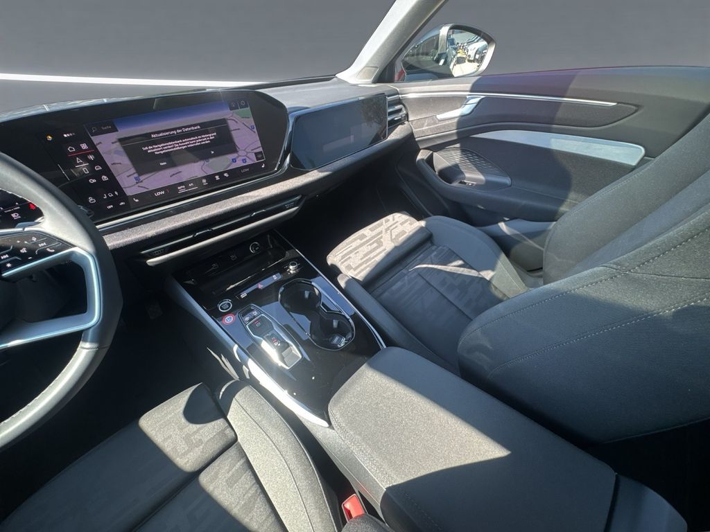 AUDI A6 2025