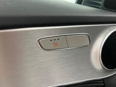 MERCEDES-BENZ C 200 CGI AVANTGARDE/ NUR 29.tKM / RENTNER/ MERCEDES-BENZ C 200 CGI AVANTGARDE/ NUR 29.tKM / RENTNER/