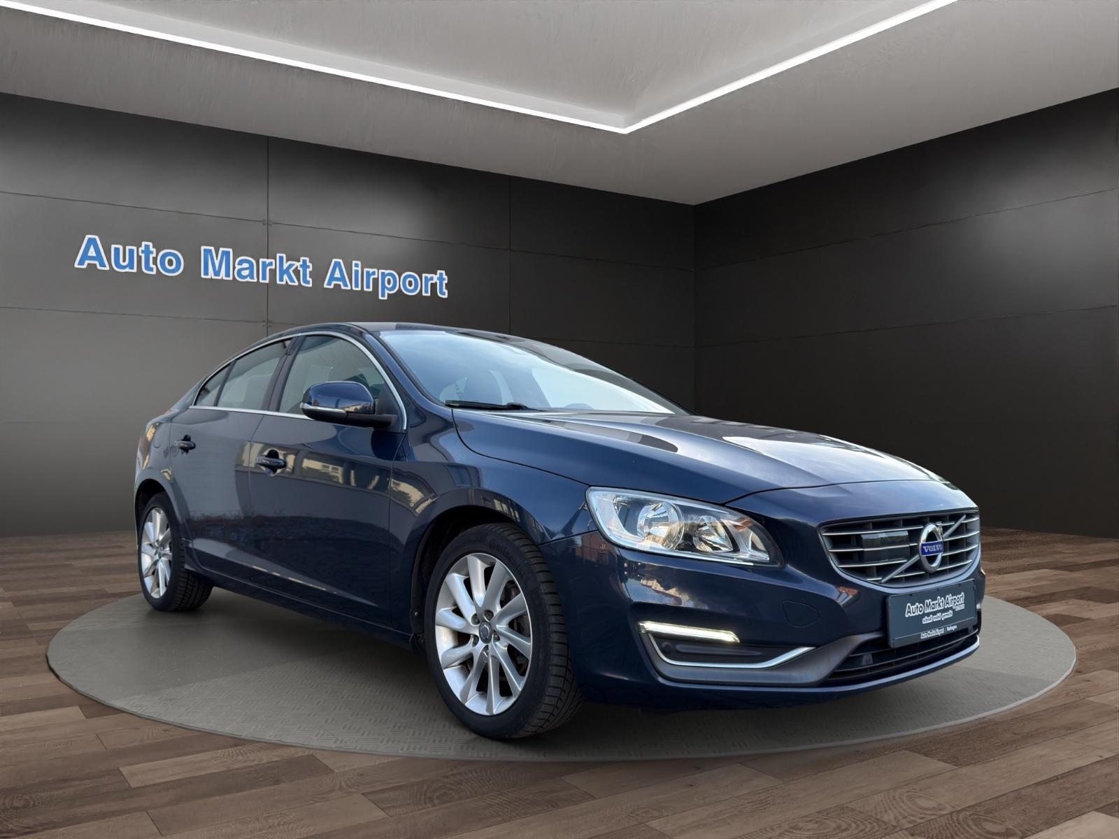 Volvo S60 Lim. Summum KAMERA LEDER PDC SCHIEBE DACH!