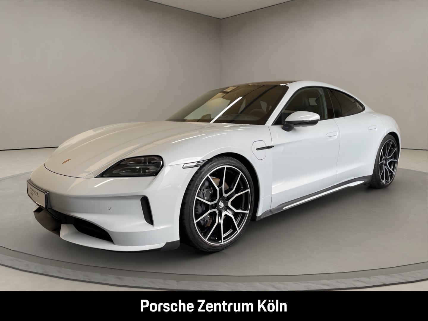 Porsche Taycan Head-Up BOSE 21-Zoll Panorama LED-Matrix