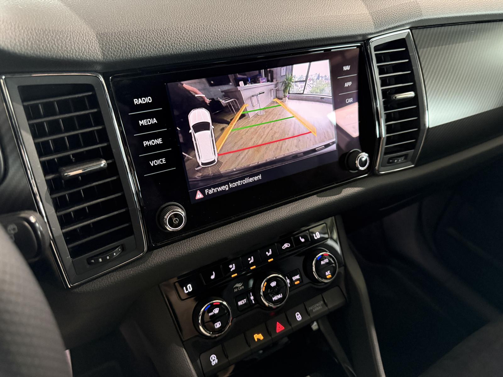 Skoda Kodiaq Sportline 4x4*7-SITZER*LED*KAMERA*AHK*