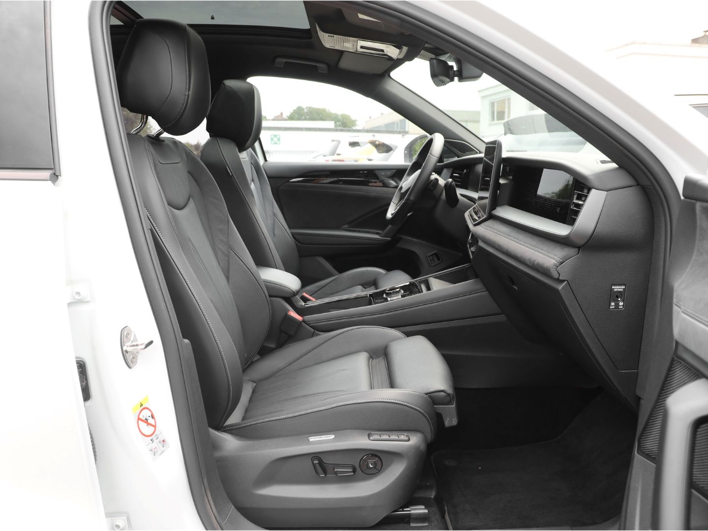Volkswagen Tayron R-LINE BLACKSTLYE eHybrid DSG LEDER PANO  imagem 3