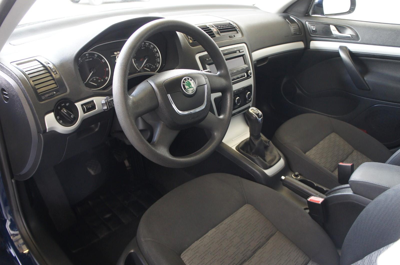 Skoda Octavia 2012 — photo 9