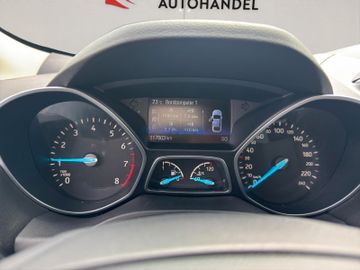 Ford Kuga - 11