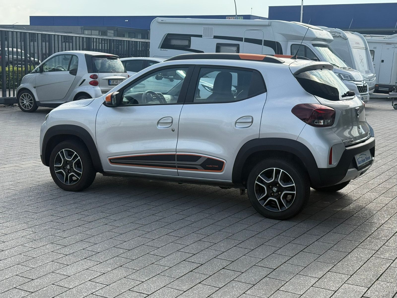 Fahrzeugabbildung Dacia Spring Electric Comfort Plus