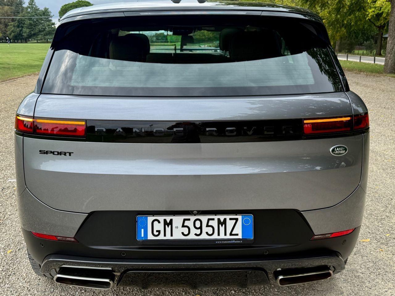 Land Rover Range Sport 3000 V6 PLUG IN-440 CV-TO imagem 2