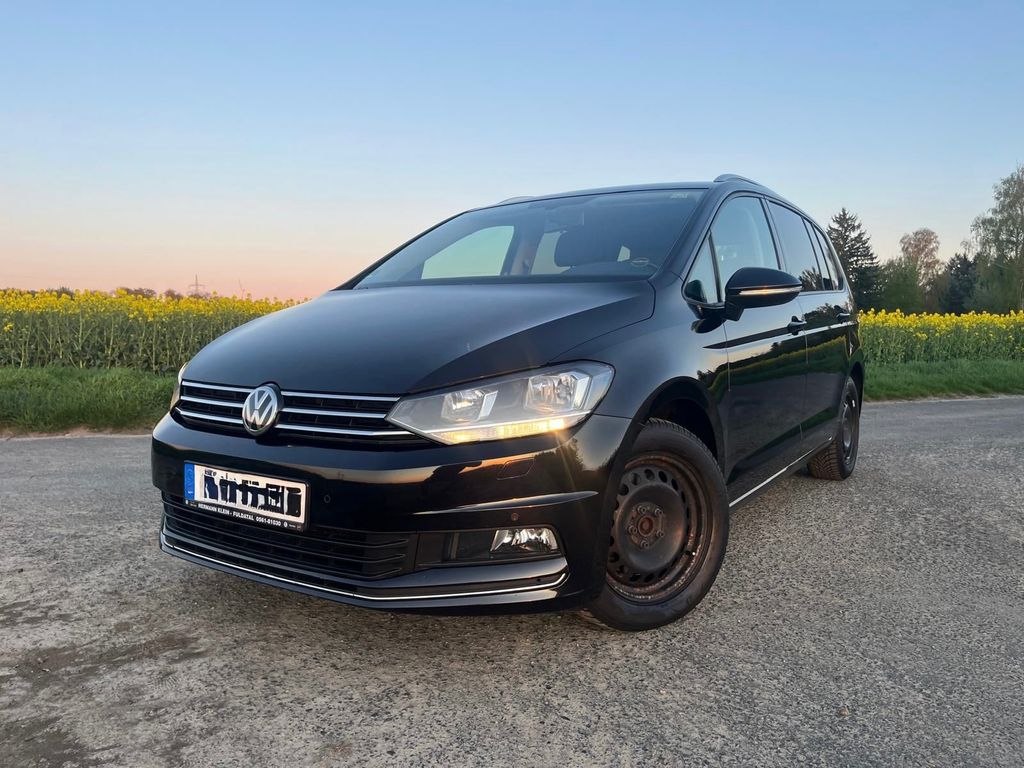 Image of Volkswagen Touran