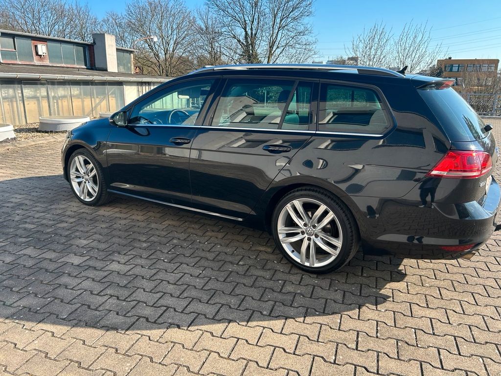 Image of Volkswagen Golf