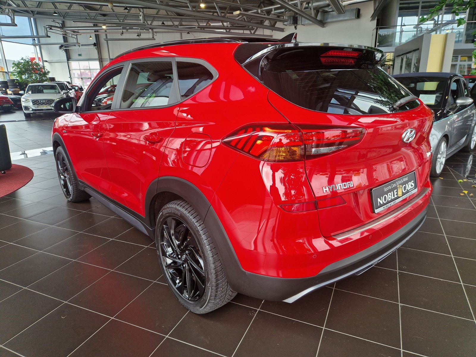 Fahrzeugabbildung Hyundai TUCSON 2WD N-Line PANO LED