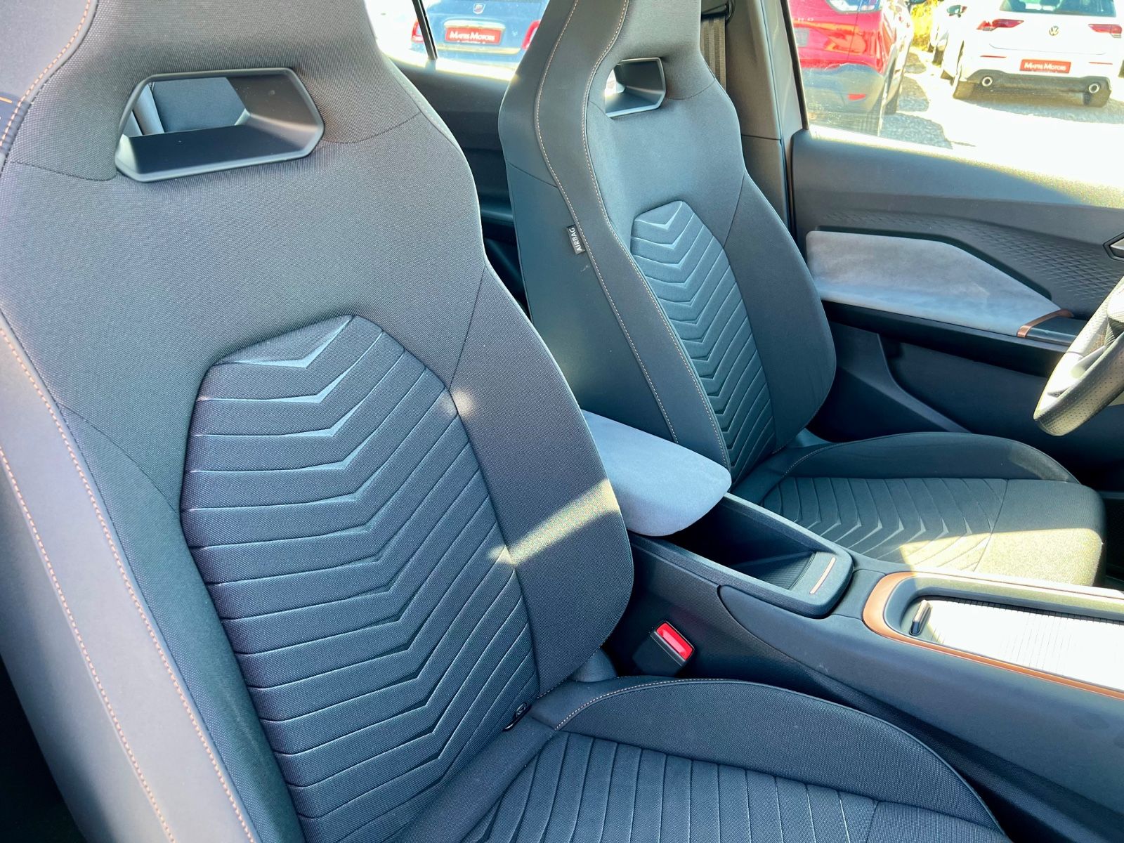 CUPRA Born KLIMAAUT LED PDC L+R-SENSOR DAB CARPLAY