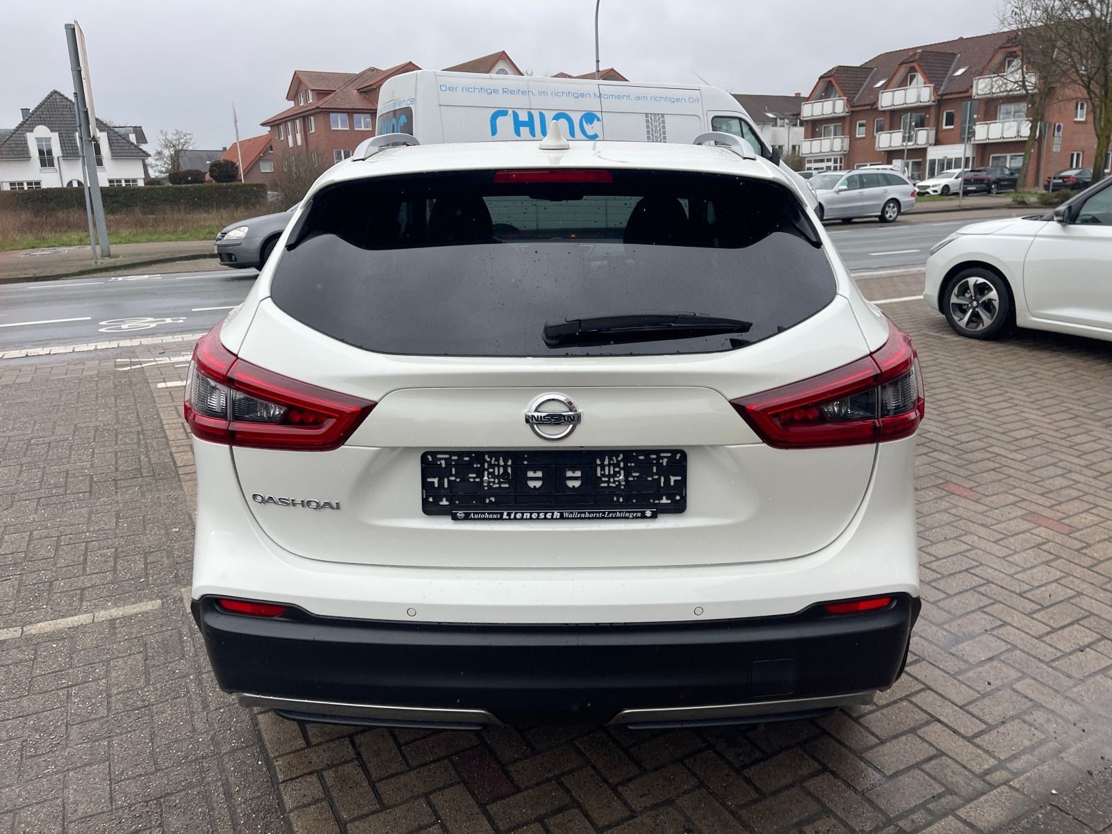 Fahrzeugabbildung Nissan Qashqai 1.3 DiG-T Tekna+ Automatik Leder Navi