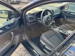 Fahrzeugabbildung Megane IV Grandtour Intens 1.5 BLUE dCi Winterpa