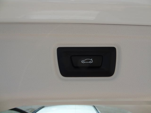 Fahrzeugabbildung BMW 318d/1.Hd/Widesreen/LED/Navi/SitzH/TopZustand