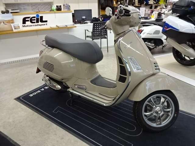 Vespa GTS 300 E5 beige - Neufahrzeug
