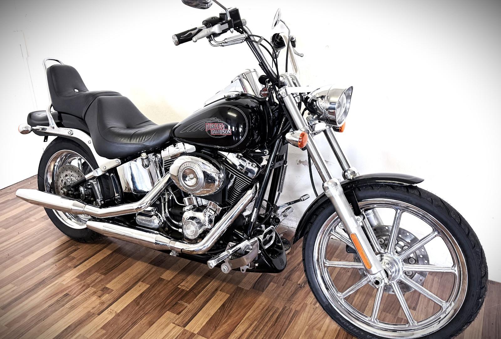 Harley-Davidson Softail Custom