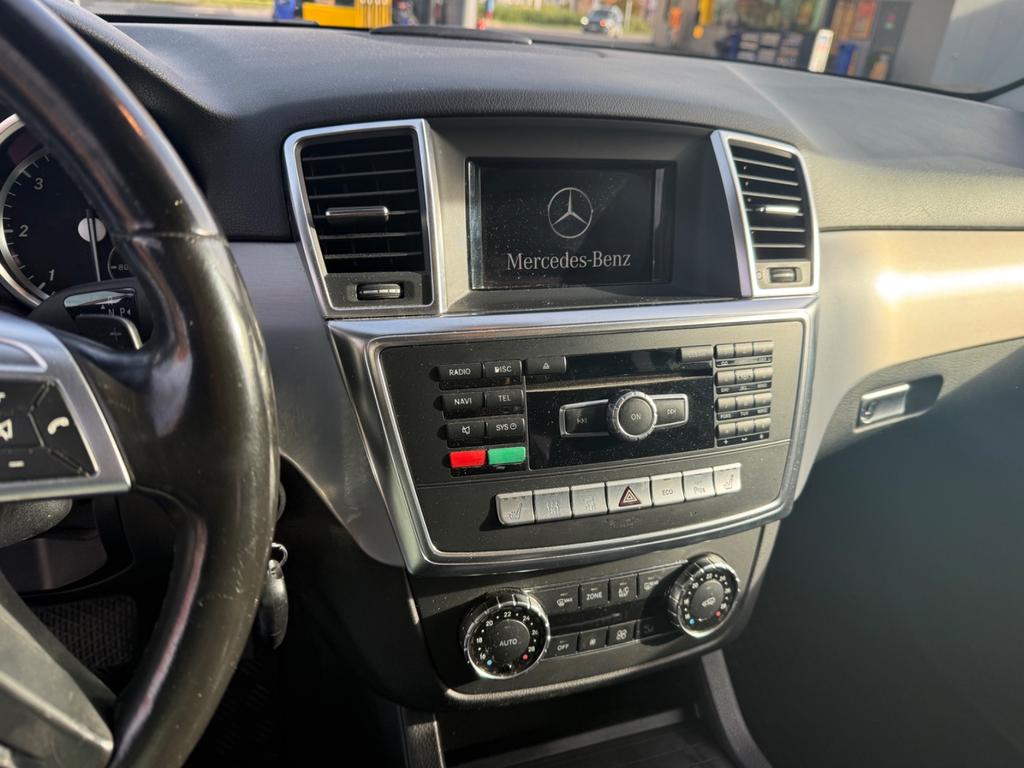 Mercedes-Benz ML 350