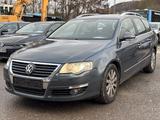 Volkswagen Passat Variant Comfortline Klima PDC SHZ 1 Hand - gebrauchte VW Passat Variant aus dem Jahr 2009