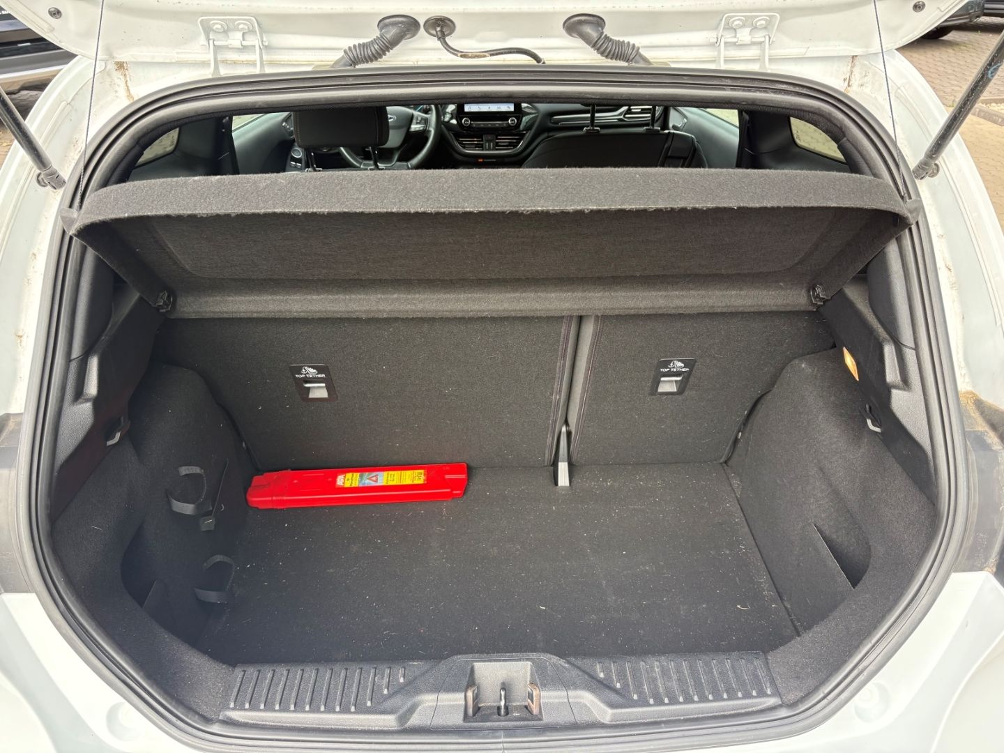 Fahrzeugabbildung Ford Fiesta ST-Line Sitzheizung Lenkradheizung DAB