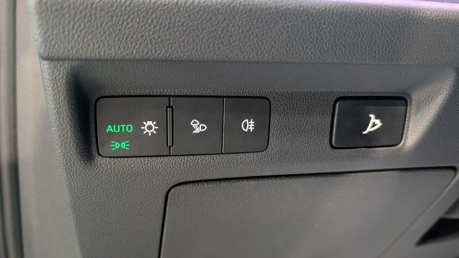 Skoda Enyaq 80 Suite ACC*SIDE*KAM*AHK*MEMO*W-PUMPE