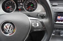 Fahrzeugabbildung Volkswagen Golf VII Lim. BMT Navi Tempo DSG Massage Kamera