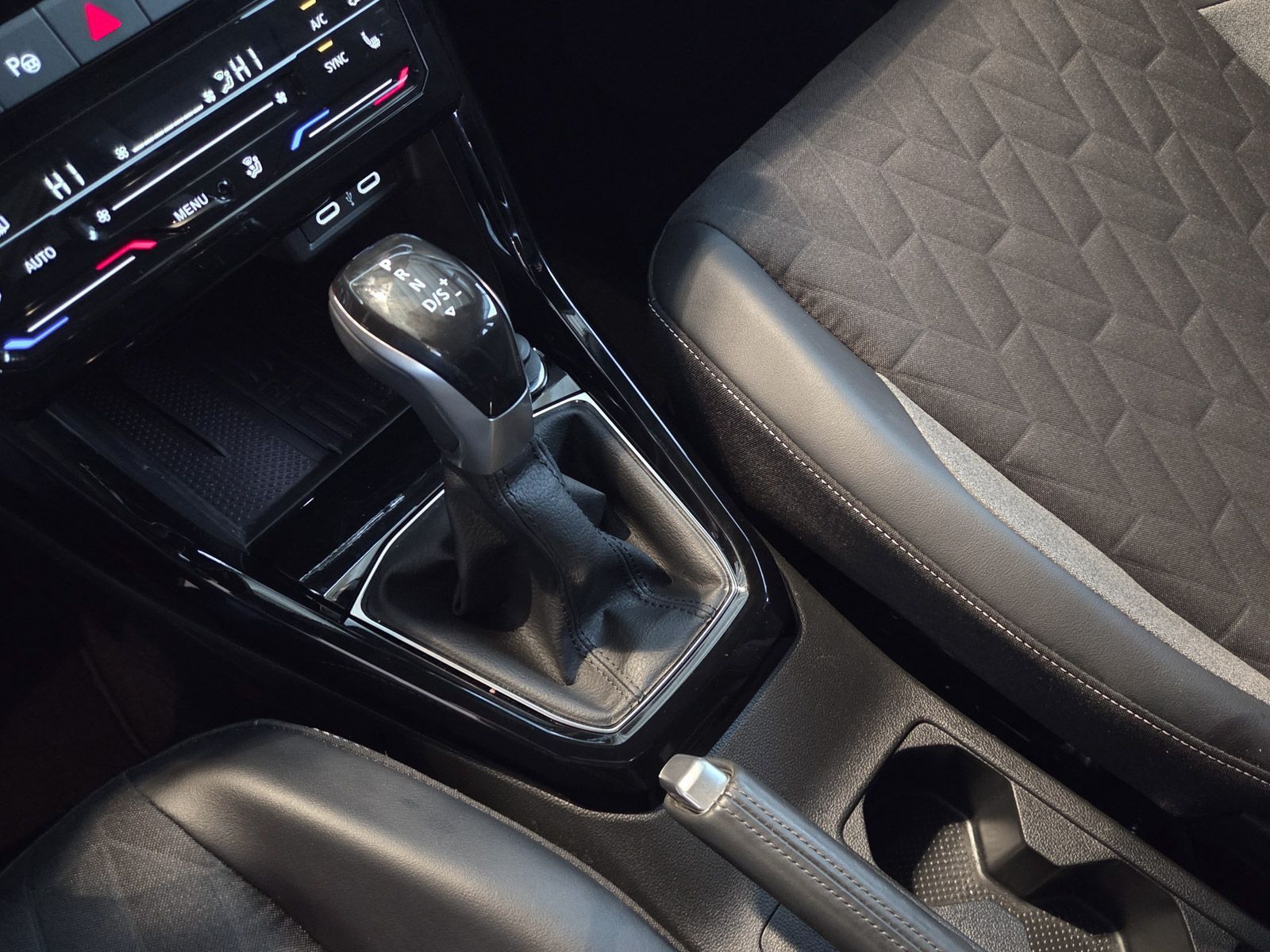 Volkswagen T-Cross - Bild 15