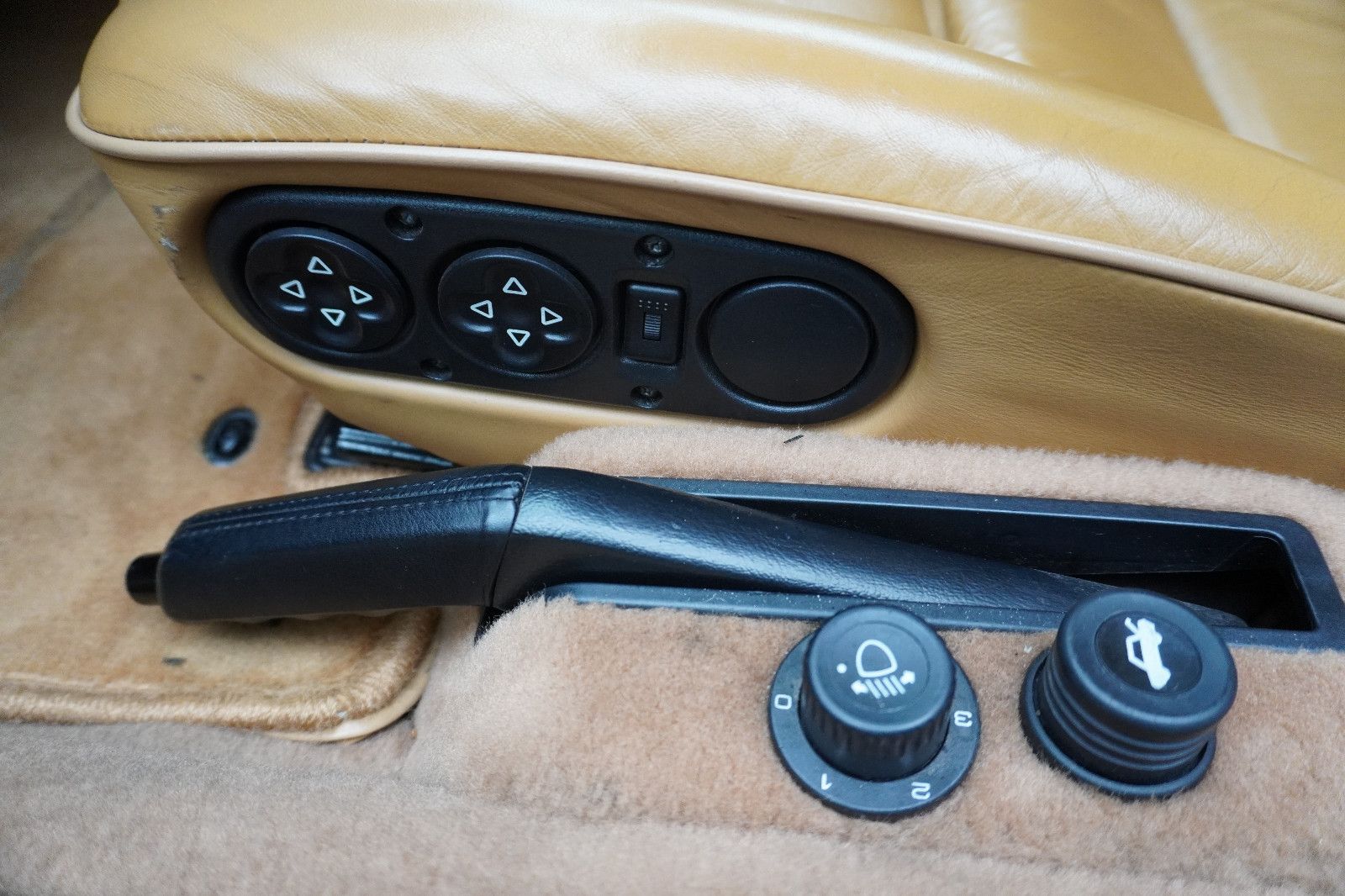 Fahrzeugabbildung Porsche 928 GTS