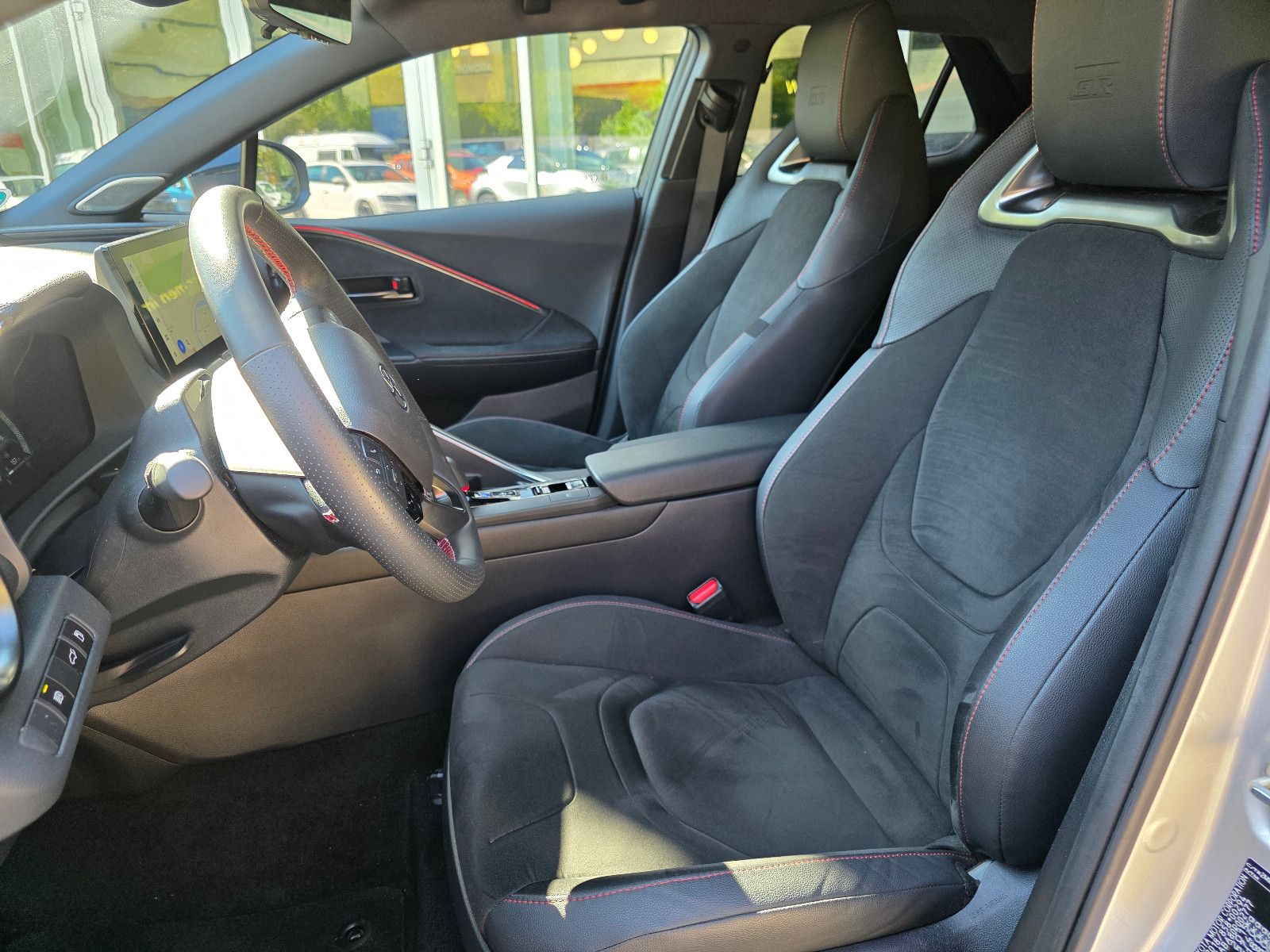 Toyota C-HR Hybrid AWD GR Sport Premiere foto 4