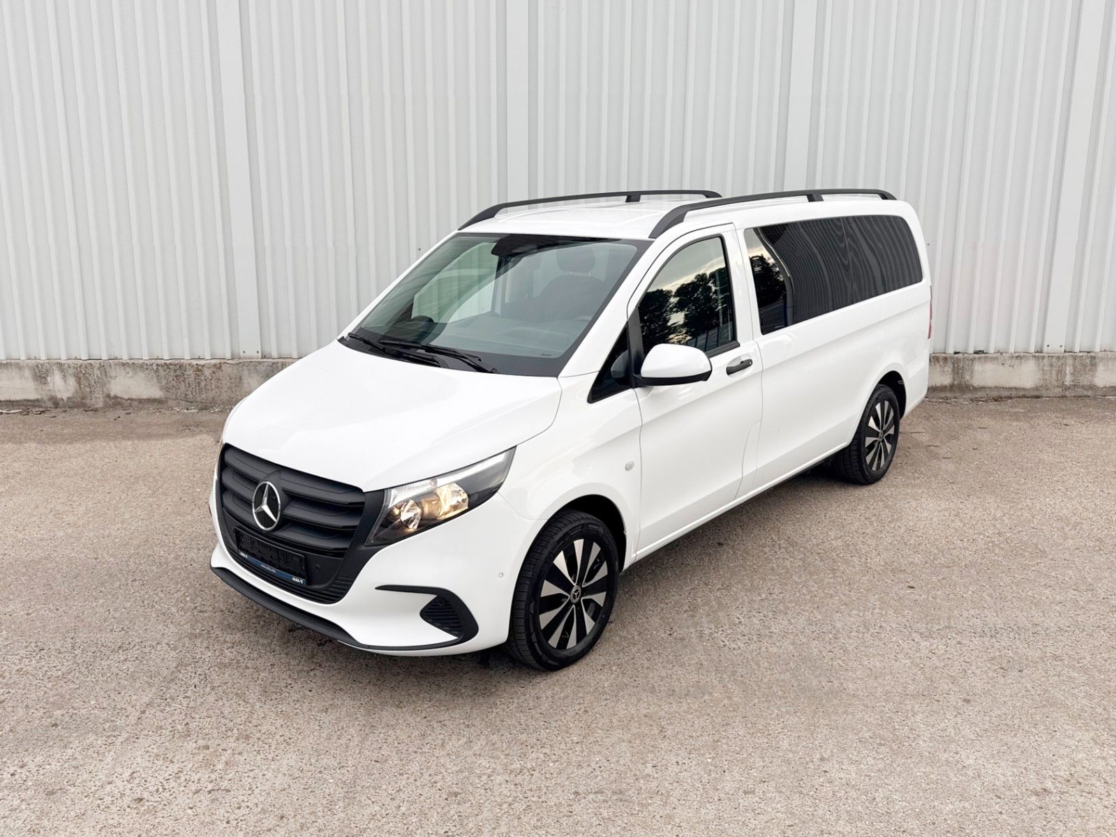 Mercedes-Benz Vito Tourer CDI 4Matik lang PRO 8 Sitz Navi TOP! foto 3
