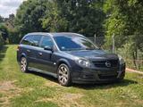 Opel Vectra Caravan 3.0 V6 Caravan - Opel Vectra aus 2007 mit Diesel-Antrieb